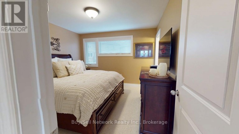 12 SUMMER LANE, Peterborough (Northcrest Ward 5), Ontario, K9L0G4
