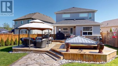 12 SUMMER LANE Peterborough (Northcrest Ward 5) Ontario photo 2