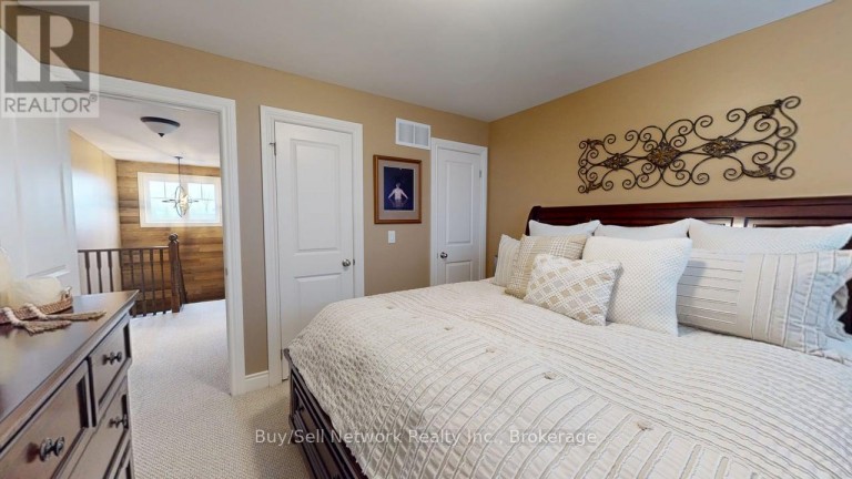 12 SUMMER LANE, Peterborough (Northcrest Ward 5), Ontario, K9L0G4