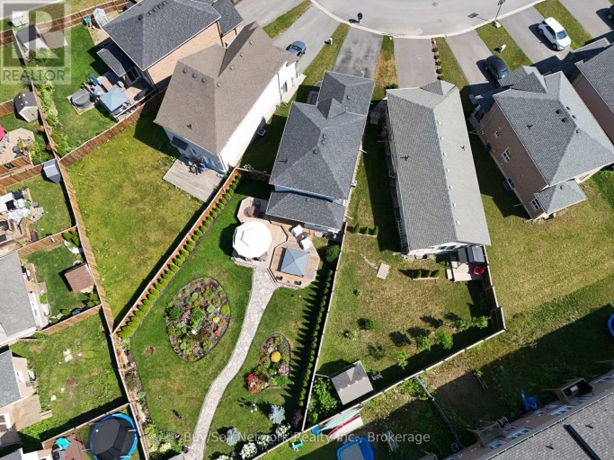 12 SUMMER LANE, Peterborough (Northcrest Ward 5), Ontario, K9L0G4
