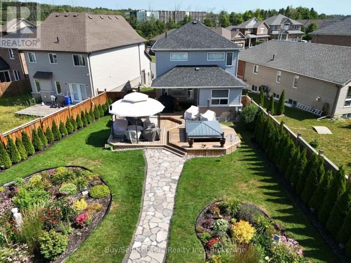12 SUMMER LANE, Peterborough (Northcrest Ward 5), Ontario, K9L0G4