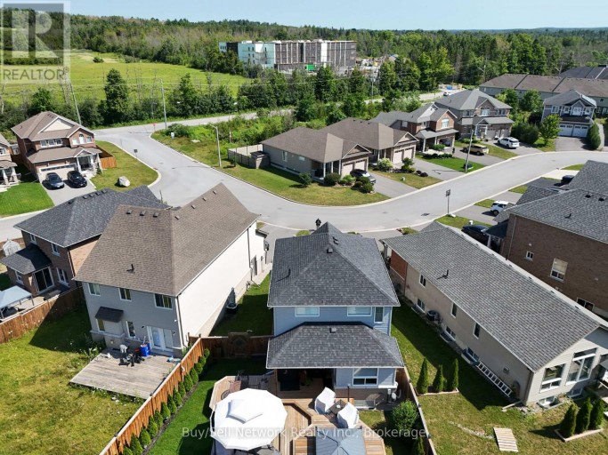 12 SUMMER LANE, Peterborough (Northcrest Ward 5), Ontario, K9L0G4