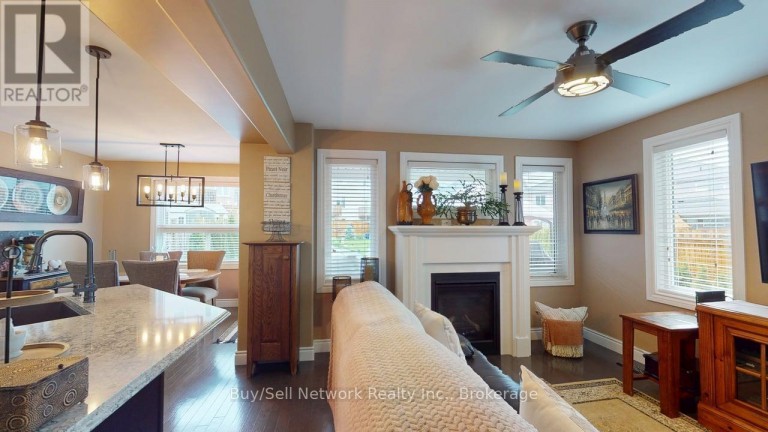 12 SUMMER LANE, Peterborough (Northcrest Ward 5), Ontario, K9L0G4