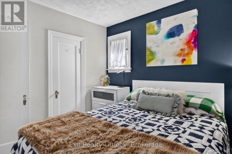 1518 MONAGHAN ROAD, Peterborough (Town Ward 3), Ontario, K9J5N4