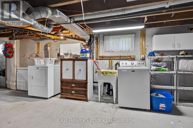 1518 MONAGHAN ROAD, Peterborough (Town Ward 3), Ontario, K9J5N4