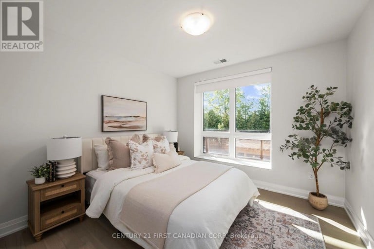 103 - 1975 FOUNTAIN GRASS DRIVE, London South (South B), Ontario, N6K0M3