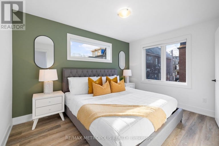 447 - 449 LANSDOWNE AVENUE, Toronto (Dufferin Grove), Ontario, M6H3Y2