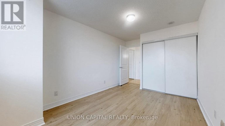 219 - 90 SCOTTFIELD DRIVE, Toronto (Agincourt North), Ontario, M1S5W4