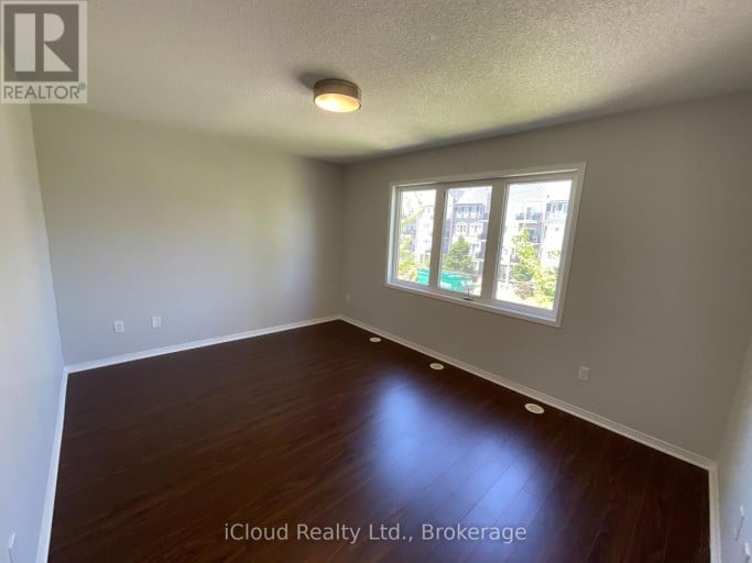 8 - 3070 THOMAS STREET, Mississauga (Churchill Meadows), Ontario, L5M0T2