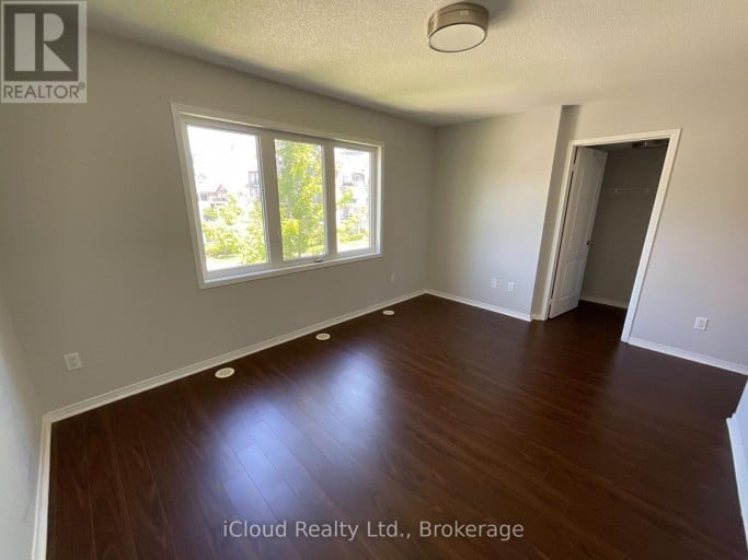 8 - 3070 THOMAS STREET, Mississauga (Churchill Meadows), Ontario, L5M0T2