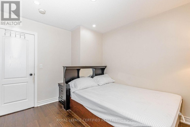 66 HATTON COURT, Brampton (Credit Valley), Ontario, L6Y0H7