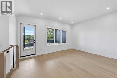 2714 3 Avenue NW Calgary Alberta photo 33