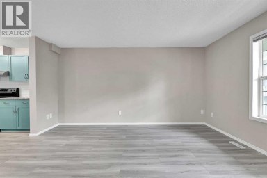 86 Country Village Gate NE Calgary Alberta photo 3