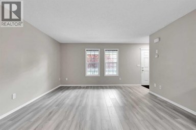 86 Country Village Gate NE Calgary Alberta photo 4