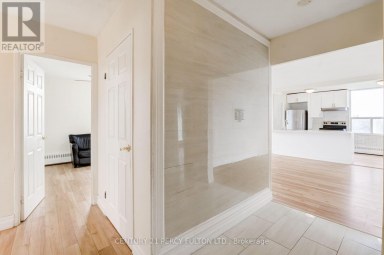 #614 - 5 VICORA LINKWAY Toronto (Flemingdon Park) Ontario photo 3