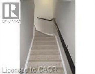 242 RACHEL Crescent Unit# B Kitchener Ontario photo 2