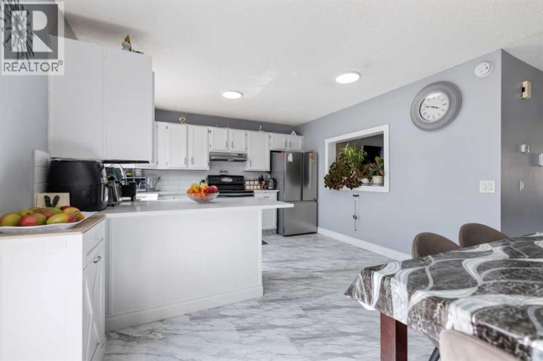 35 Templemont Drive NE, Calgary, Alberta, T1Y4Z5