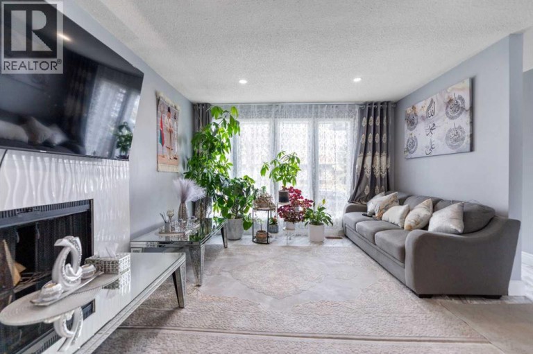 35 Templemont Drive NE, Calgary, Alberta, T1Y4Z5