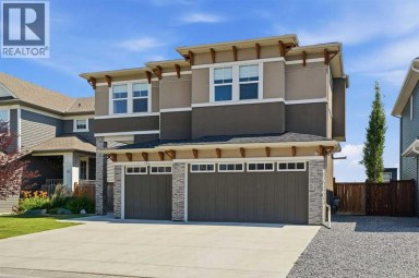 114 Kinniburgh Road Chestermere Alberta photo 1