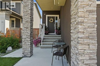 114 Kinniburgh Road Chestermere Alberta photo 3