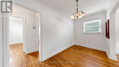 10 DAVIDSON AVENUE Toronto (Clairlea-Birchmount) Ontario photo 10
