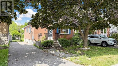 10 DAVIDSON AVENUE Toronto (Clairlea-Birchmount) Ontario photo 2