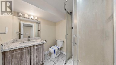 10 DAVIDSON AVENUE Toronto (Clairlea-Birchmount) Ontario photo 36