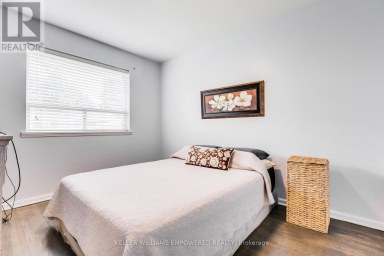 39 CHECKENDON DRIVE Toronto (Rexdale-Kipling) Ontario photo 16