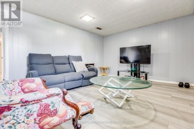 39 CHECKENDON DRIVE Toronto (Rexdale-Kipling) Ontario photo 22