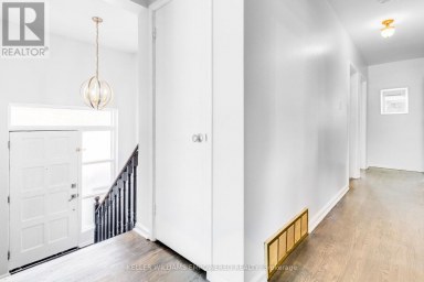 39 CHECKENDON DRIVE Toronto (Rexdale-Kipling) Ontario photo 4