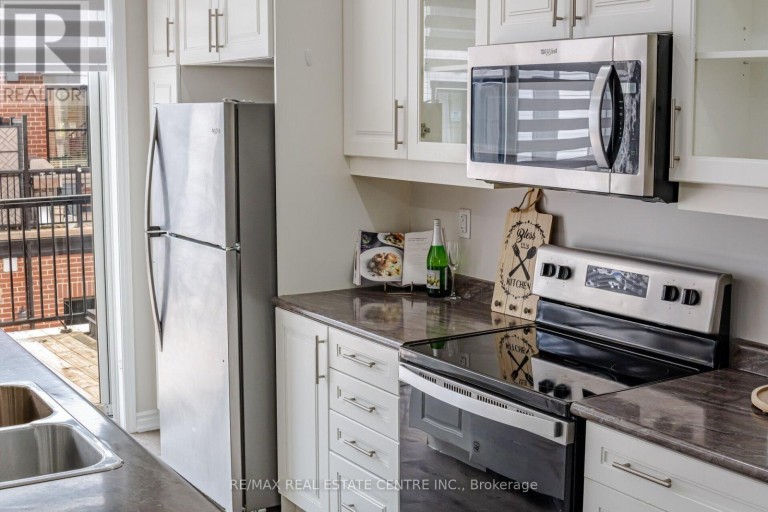 25 - 975 WHITLOCK AVENUE, Milton (CB Cobban), Ontario, L9E1S9