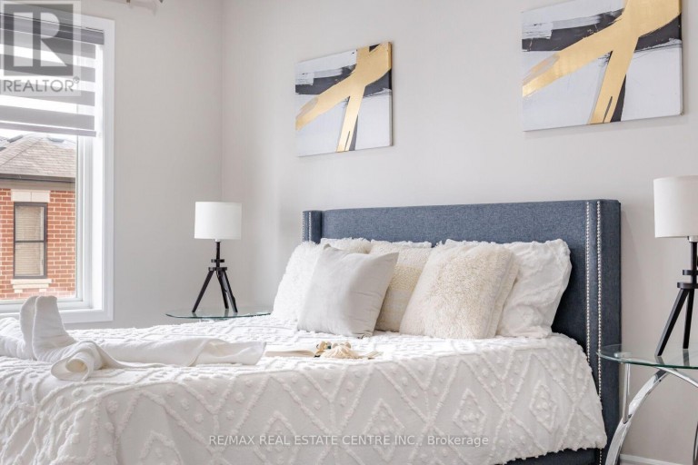 25 - 975 WHITLOCK AVENUE, Milton (CB Cobban), Ontario, L9E1S9