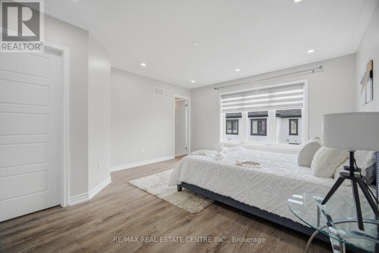 25 - 975 WHITLOCK AVENUE, Milton (CB Cobban), Ontario, L9E1S9