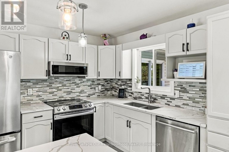 17874 TELEPHONE ROAD, Quinte West (Murray Ward), Ontario, K8V5P4