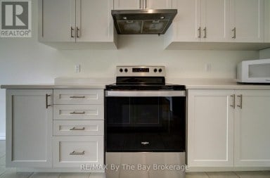 73 FEDERICA CRESCENT Wasaga Beach Ontario photo 18