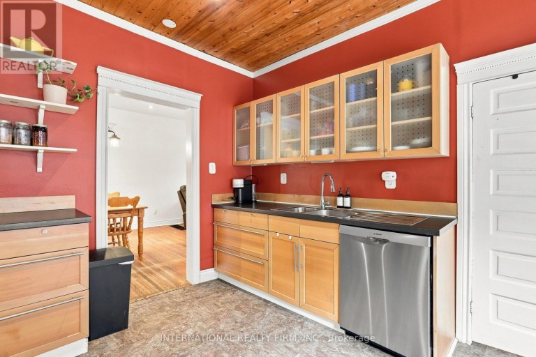 158 SIXTH STREET, Midland, Ontario, L4R3X6