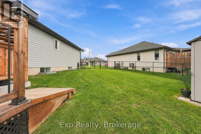 14 LEHTINEN CRESCENT, Belleville (Belleville Ward), Ontario, K8P4G5