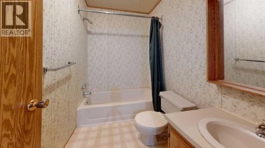 88 Hillpark Trailer Court Whitecourt Alberta photo 12