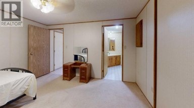 88 Hillpark Trailer Court Whitecourt Alberta photo 8