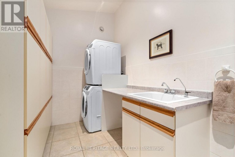 120 MCGREGOR DRIVE, Kawartha Lakes (Bobcaygeon), Ontario, K0M1A0