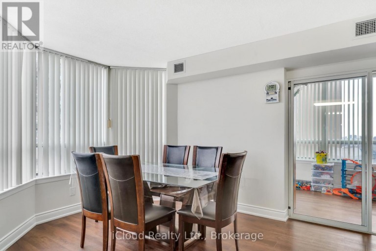 903 - 135 HILLCREST AVENUE, Mississauga (Cooksville), Ontario, L5B4B1