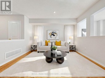 29 ROCK GARDEN STREET Markham (Cornell) Ontario photo 4