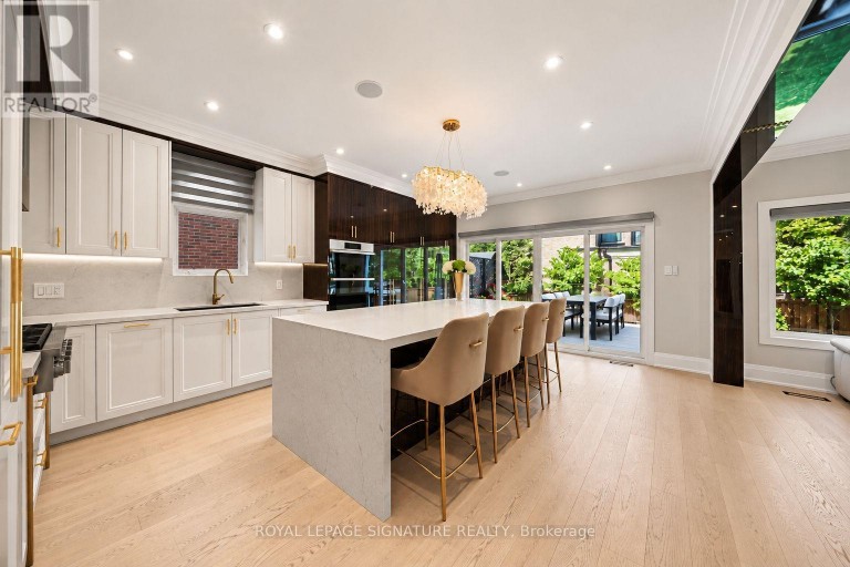 492 OLD ORCHARD GROVE, Toronto (Bedford Park-Nortown), Ontario, M5M2G5