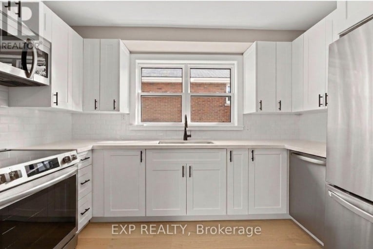 780 OXFORD STREET, Oshawa (Lakeview), Ontario, L1J3W1