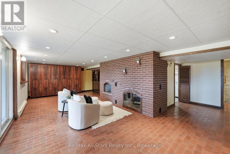226 DURHAM RD 8 ROAD, Uxbridge, Ontario, L9P1R1