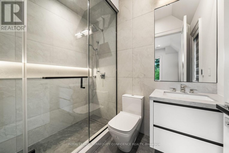 31 PALOMINO CRESCENT, Toronto (Bayview Village), Ontario, M2K1W2