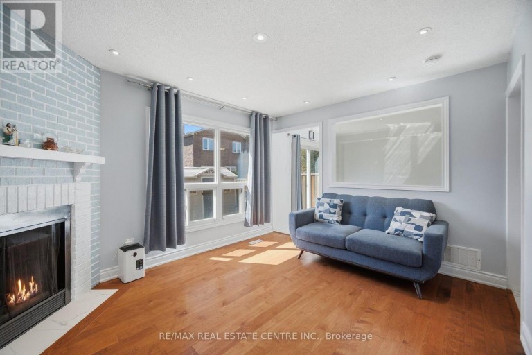 4569 PEMMICAN TRAIL, Mississauga (Hurontario), Ontario, L4Z2M2