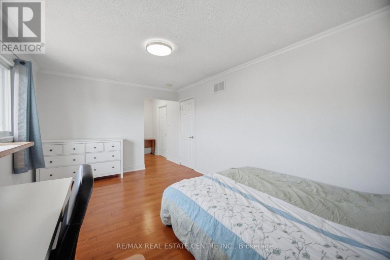 4569 PEMMICAN TRAIL, Mississauga (Hurontario), Ontario, L4Z2M2