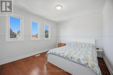4569 PEMMICAN TRAIL Mississauga (Hurontario) Ontario photo 30