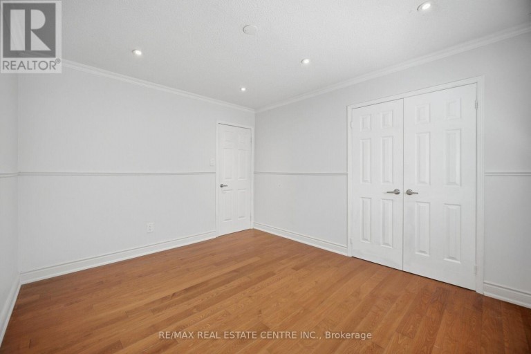 4569 PEMMICAN TRAIL, Mississauga (Hurontario), Ontario, L4Z2M2
